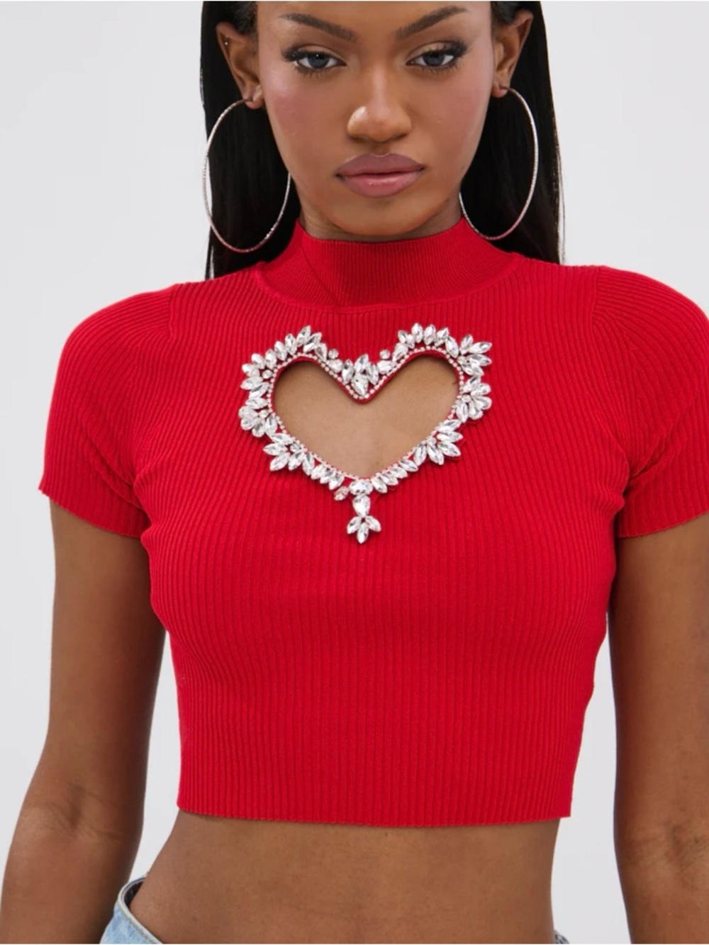 ✨AKIRA Red Ribbed Cropped Tee with Heart Cutout and Crystal Detail✨ - Picture 2 of 10